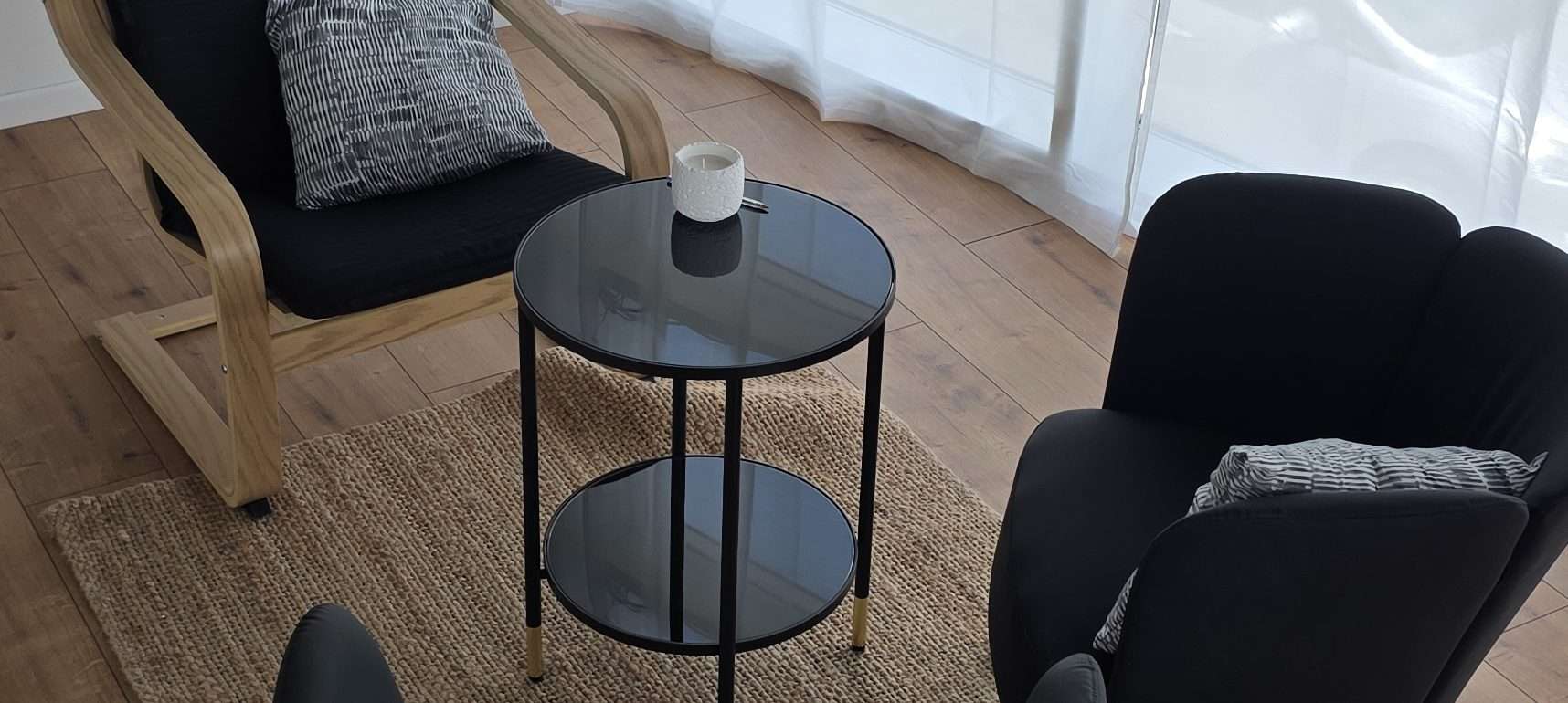 קליניקה להשכרה לפי שעה בחריש - עם אופציה להכניס מיטת טיפול אישית