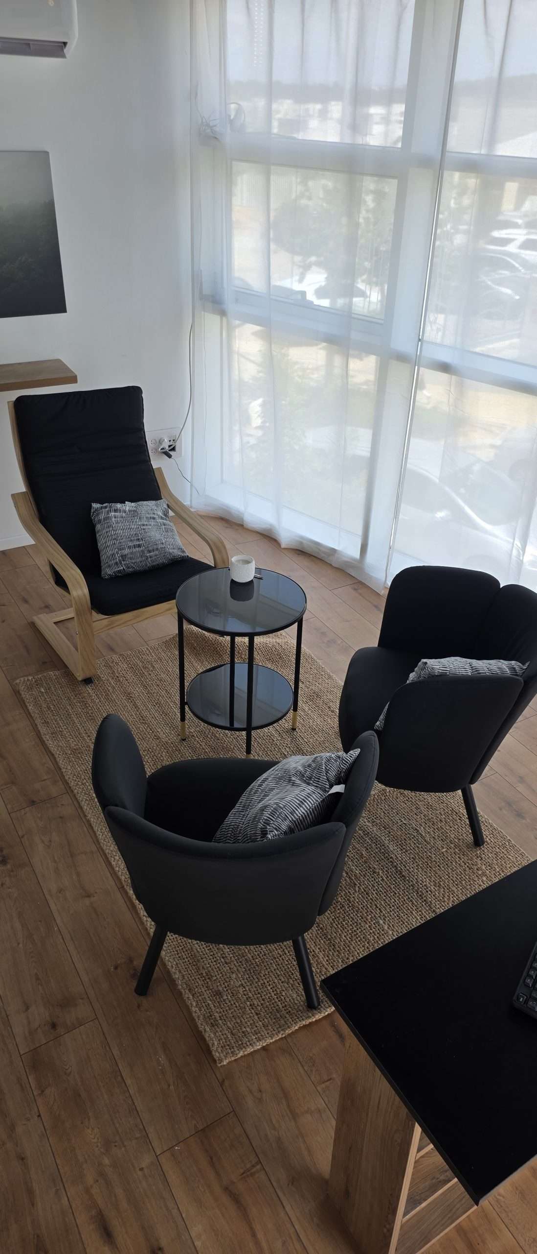 קליניקה להשכרה לפי שעה בחריש - עם אופציה להכניס מיטת טיפול אישית